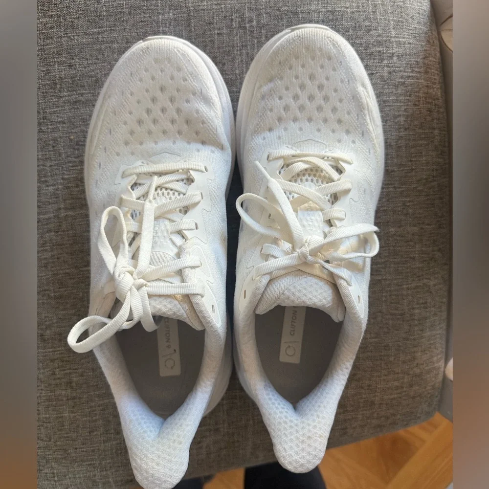 White Hoka Clifton 9 - Womens - Picture 5 of 10